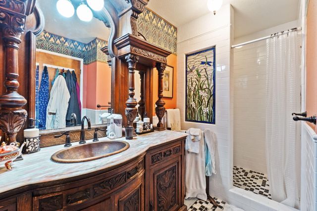 15553 Middletown Park Drive, Redding, CA 96001