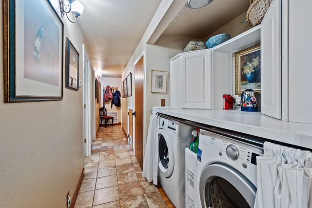 15553 Middletown Park Drive, Redding, CA 96001