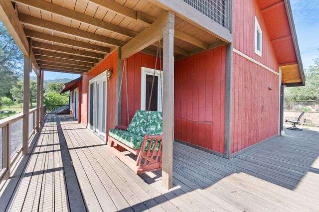 15553 Middletown Park Drive, Redding, CA 96001