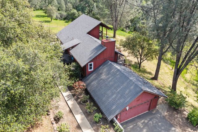 15553 Middletown Park Drive, Redding, CA 96001