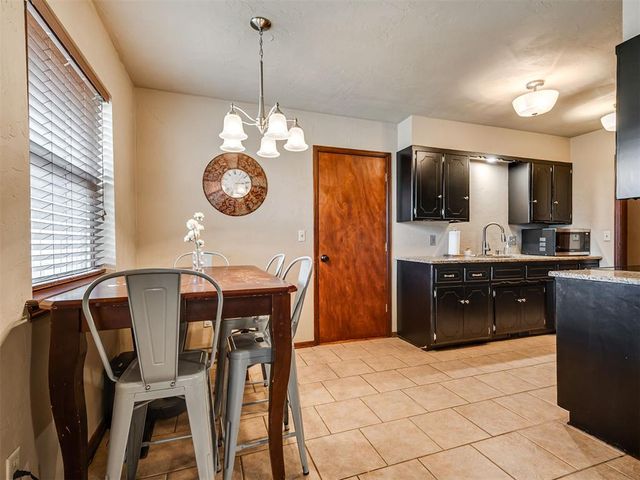 1509 W London Street, El Reno, OK 73036