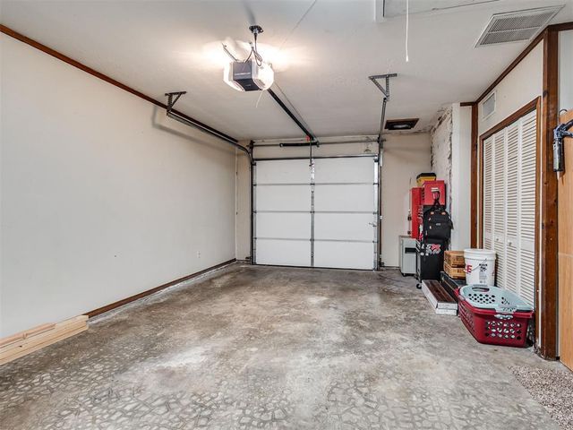 1509 W London Street, El Reno, OK 73036