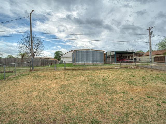 1509 W London Street, El Reno, OK 73036