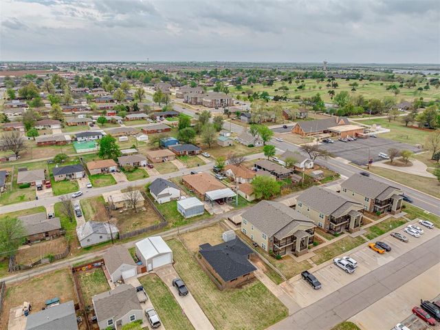 1509 W London Street, El Reno, OK 73036