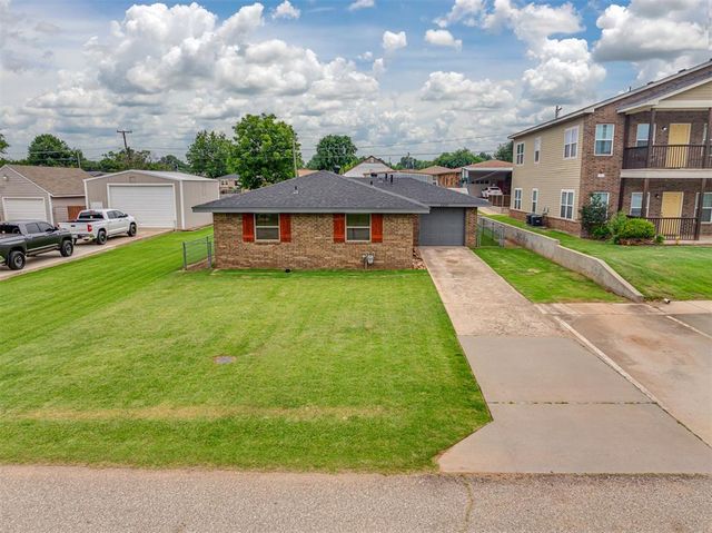 1509 W London Street, El Reno, OK 73036