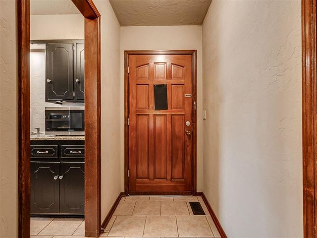 1509 W London Street, El Reno, OK 73036