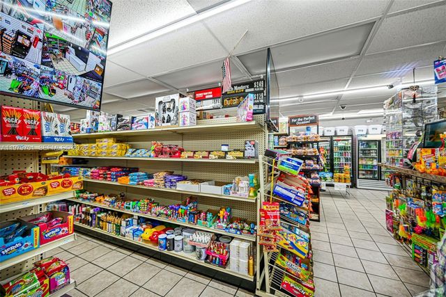 11040 SW 196th St 203, Cutler Bay, FL 33157