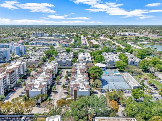 11040 SW 196th St 203, Cutler Bay, FL 33157