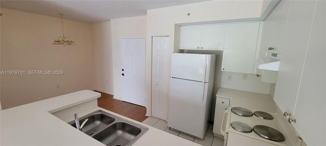 11040 SW 196th St 203, Cutler Bay, FL 33157