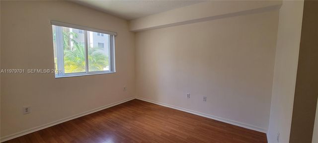 11040 SW 196th St 203, Cutler Bay, FL 33157