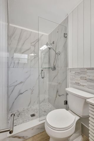 140 W 31st Court, Riviera Beach, FL 33404