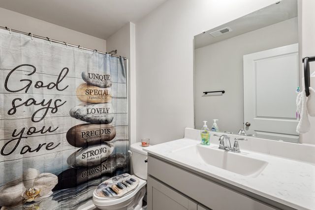 276 Country Grove Way, Galivants Ferry, SC 29544