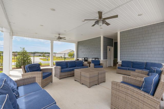 276 Country Grove Way, Galivants Ferry, SC 29544