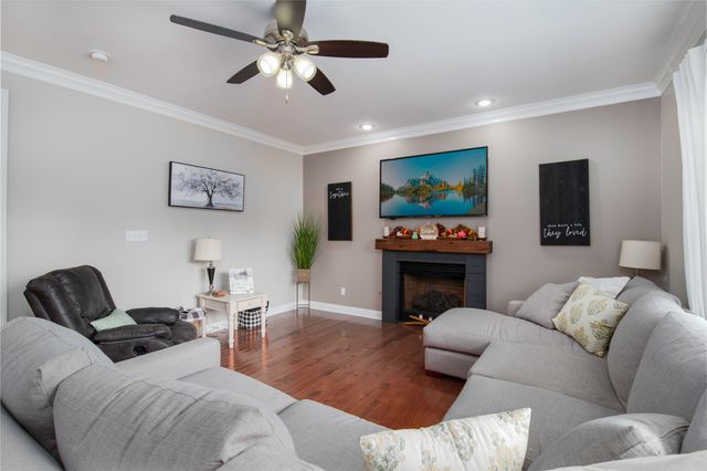 1008 Rose Ridge Road, Versailles, KY 40383