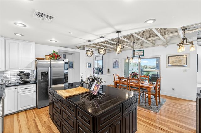 901 N Upper Broadway St 501, Corpus Christi, TX 78401