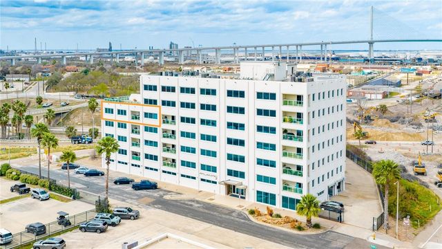 901 N Upper Broadway St 501, Corpus Christi, TX 78401