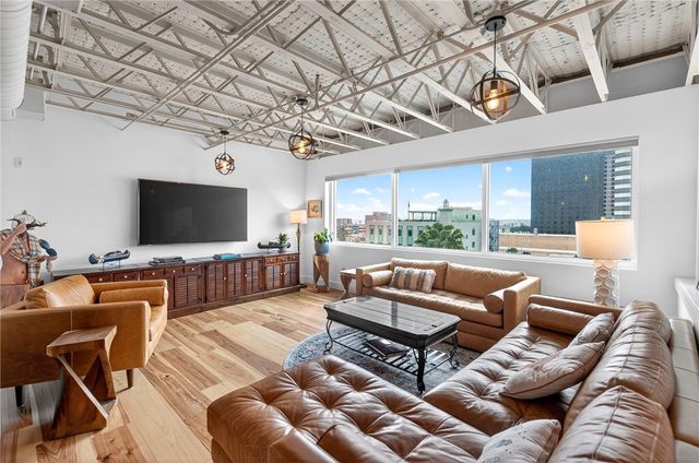 901 N Upper Broadway St 501, Corpus Christi, TX 78401