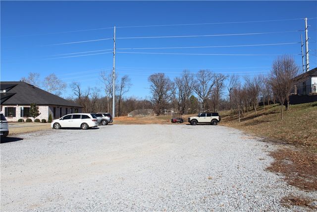 W Financial Parkway, Rogers, AR 72758