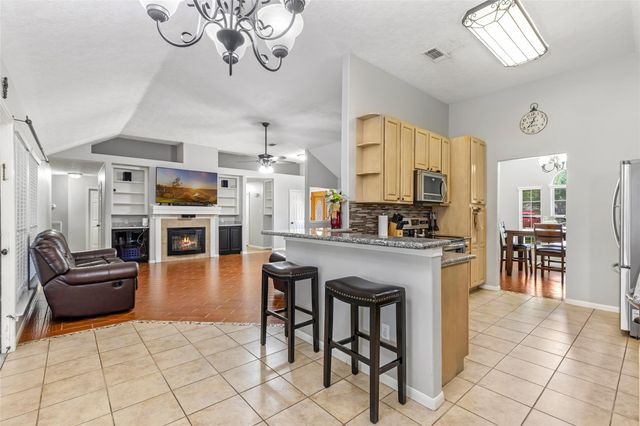 5810 Dixie Lane, Baytown, TX 77523