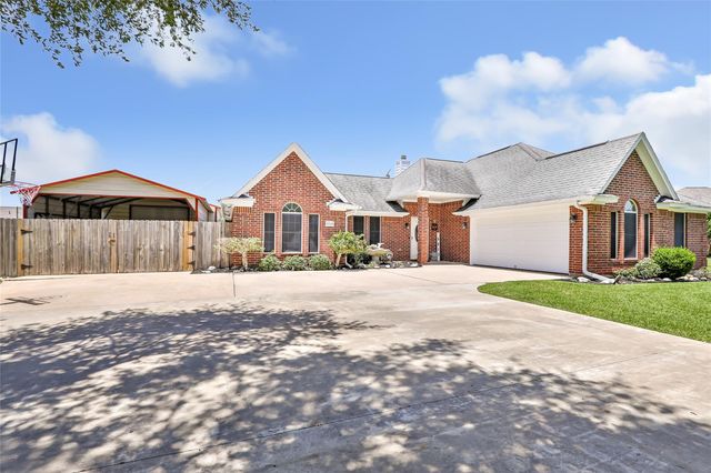 5810 Dixie Lane, Baytown, TX 77523