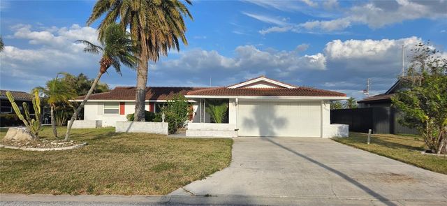 5308 PILOTS PLACE, New Port Richey, FL 34652