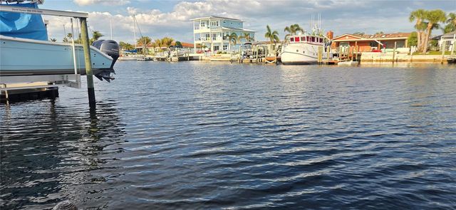 5308 PILOTS PLACE, New Port Richey, FL 34652