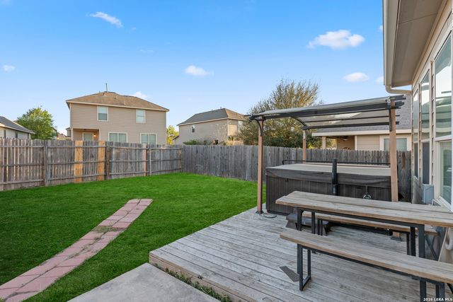 6534 Candlecrest, San Antonio, TX 78244