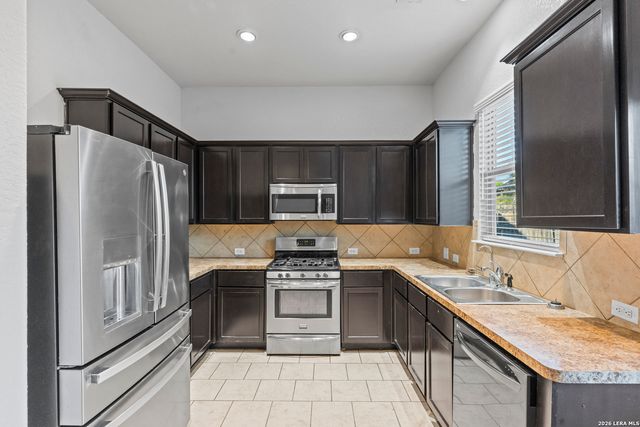 6534 Candlecrest, San Antonio, TX 78244