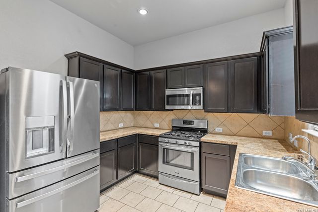 6534 Candlecrest, San Antonio, TX 78244