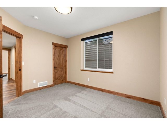 1050 Coral Burst Dr, Loveland, CO 80538