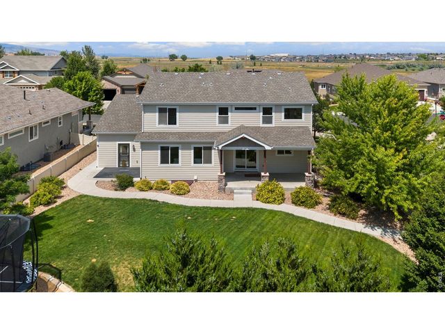 1050 Coral Burst Dr, Loveland, CO 80538
