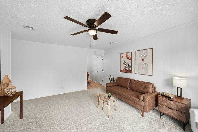 2215 S 131st East Avenue, Tulsa, OK 74134