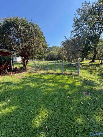 12762 Alabama Highway 79, Scottsboro, AL 35768