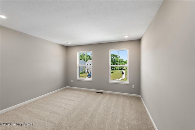 17826 Bridle Run Dr, Louisville, KY 40245