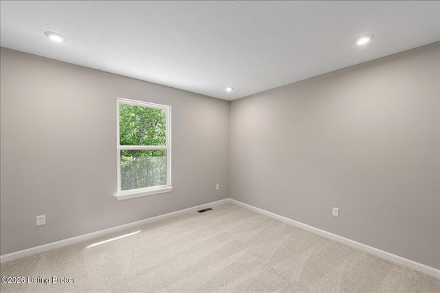 17826 Bridle Run Dr, Louisville, KY 40245