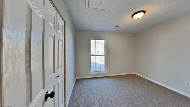2122 Carlisle Way, High Point, NC 27265