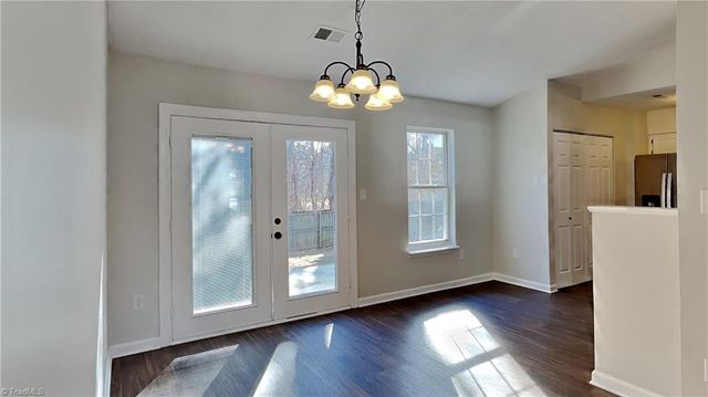 2122 Carlisle Way, High Point, NC 27265