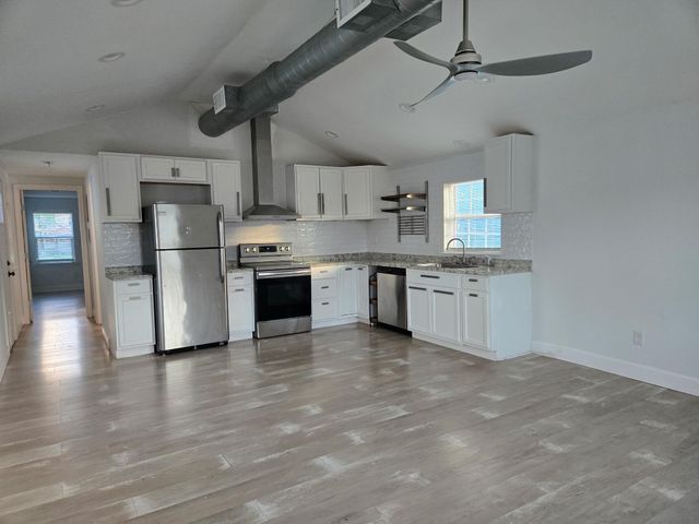 6923 Avenue P, Galveston, TX 77551
