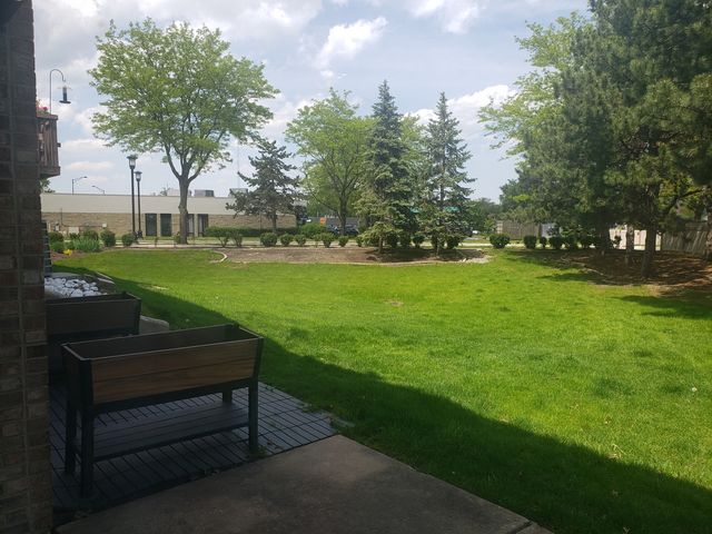 157 Louise Court 157, Wood Dale, IL 60191