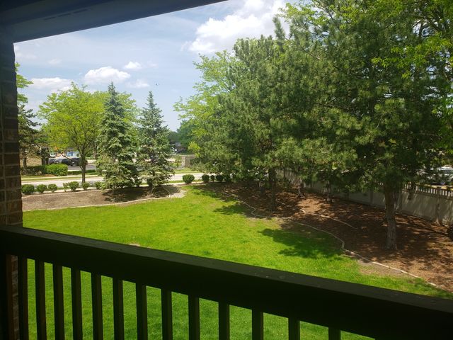 157 Louise Court 157, Wood Dale, IL 60191