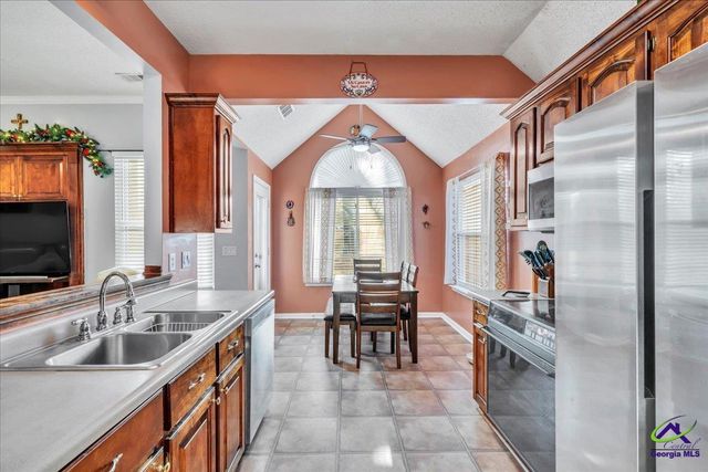 207 Wedgewood Drive, Bonaire, GA 31005