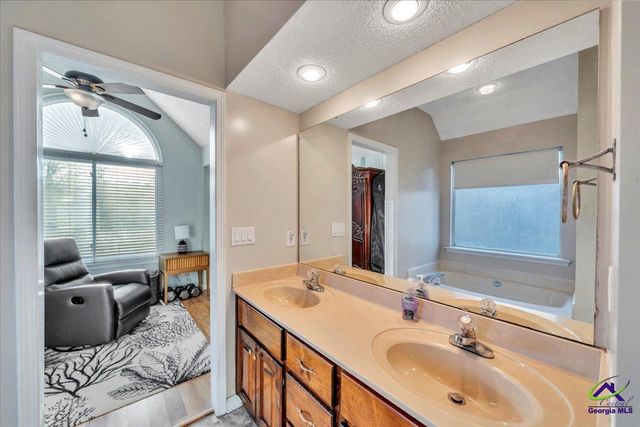 207 Wedgewood Drive, Bonaire, GA 31005