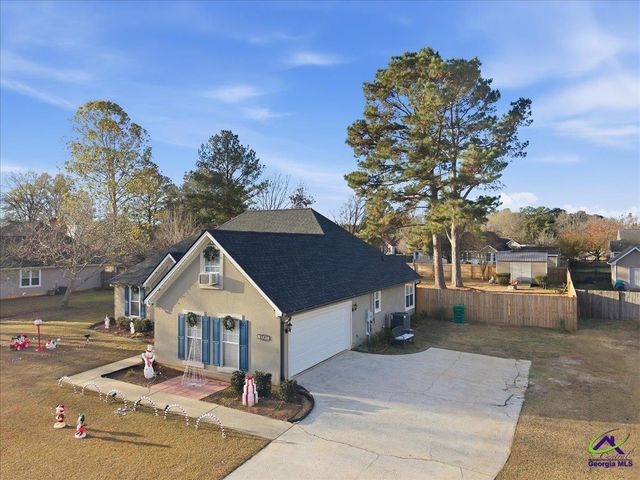 207 Wedgewood Drive, Bonaire, GA 31005