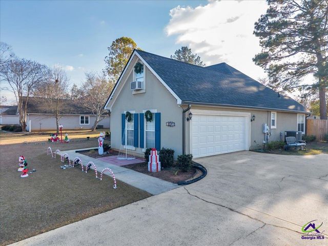 207 Wedgewood Drive, Bonaire, GA 31005