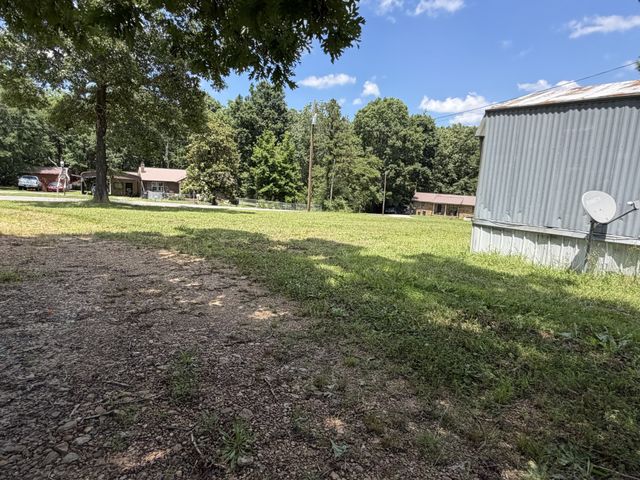 308 Mount View Dr, Hohenwald, TN 38462