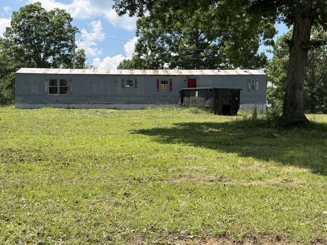 308 Mount View Dr, Hohenwald, TN 38462