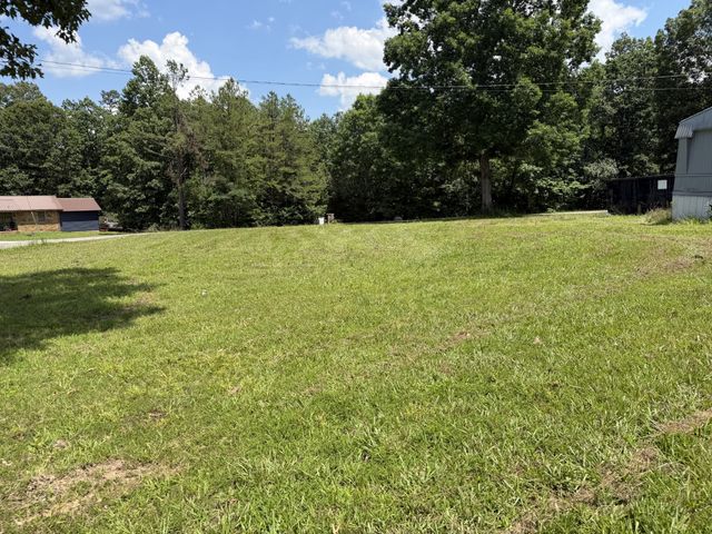 308 Mount View Dr, Hohenwald, TN 38462