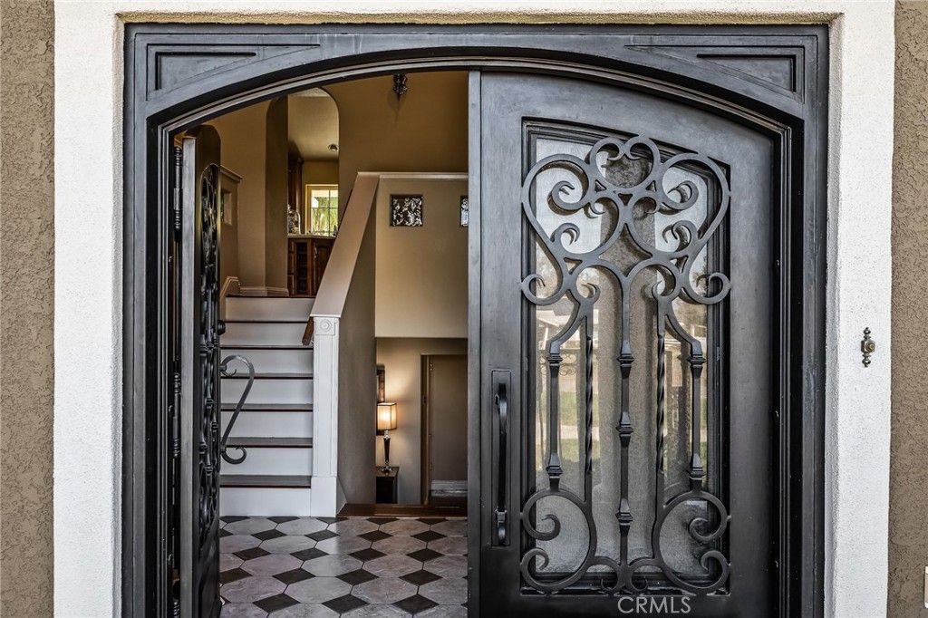 Image 5 of property listing at 35356 Bonadelle, Madera, CA 93636