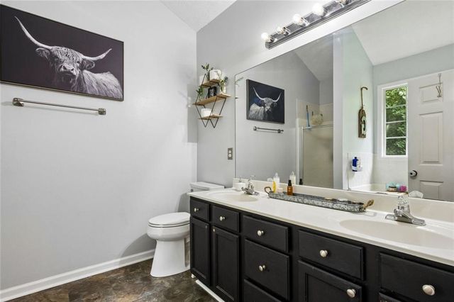 1889 Gray Gables Way NE, Buford, GA 30519