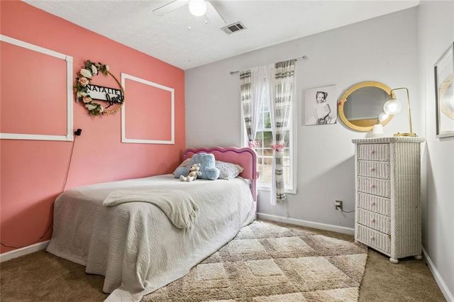 1889 Gray Gables Way NE, Buford, GA 30519